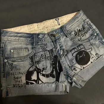 Летняя одежда, джинсовые шорты с аниме-граффити для женщин, 2023, Новые винтажные брюки с заниженной талией Spicy Girl, потертые брюки