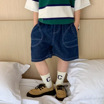 Джинсовые шорты для мальчиков 2023, летние новые модные Корейские стили, тонкие повседневные простые детские брюки с эластичной резинкой на талии длиной до колен